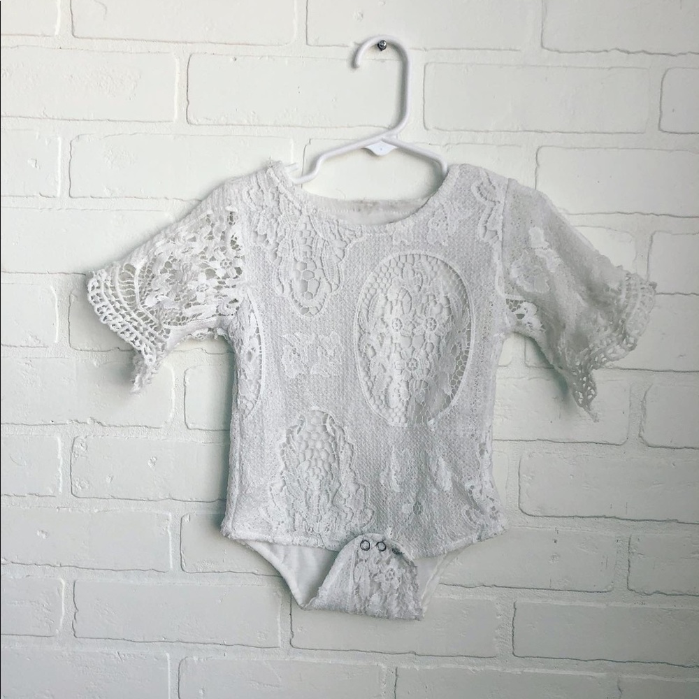 Boutique lace bodysuit